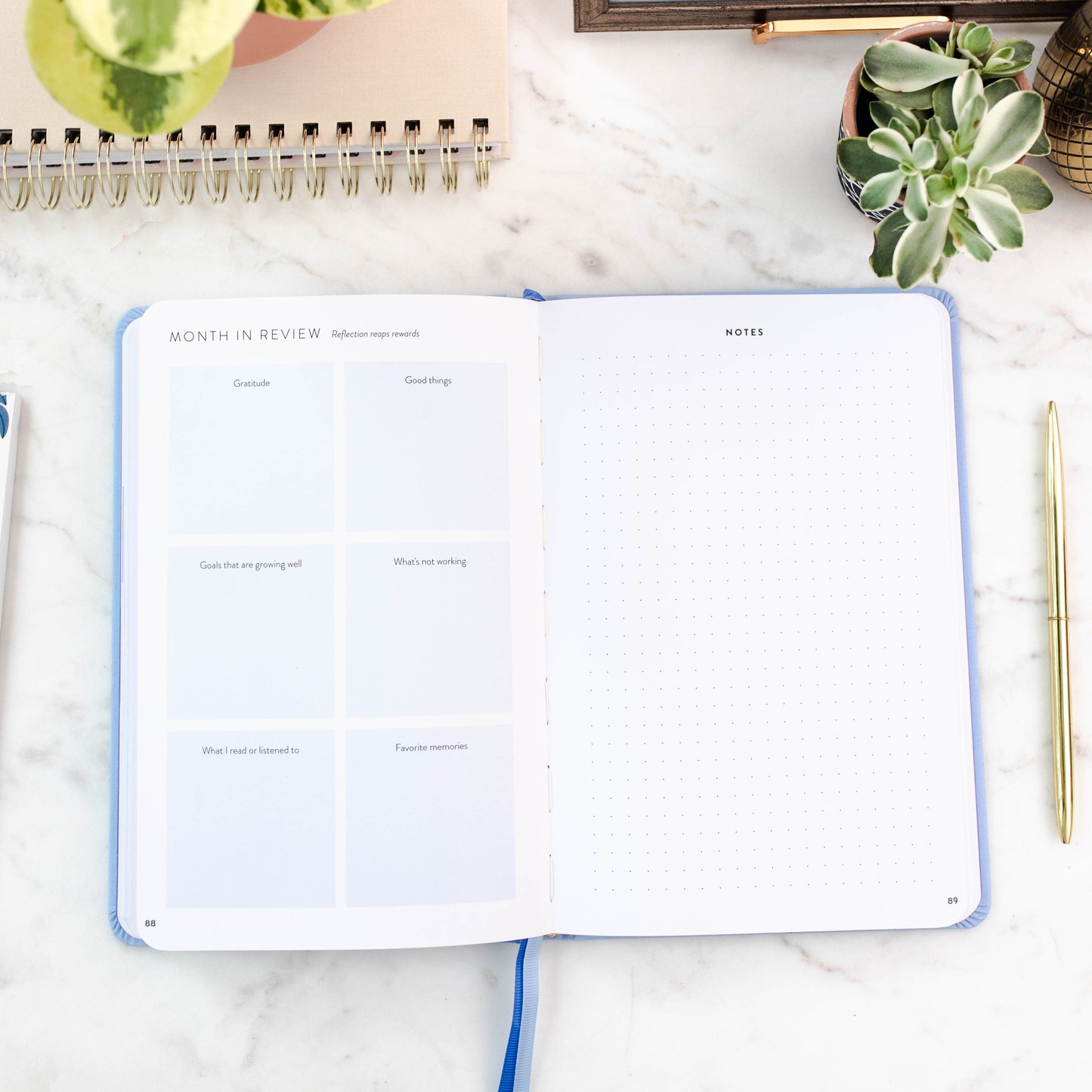 Fresh Start Daily Goal Planner® | Undated (Hydrangea Casebound)