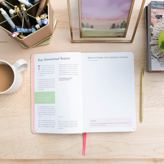 Fresh Start Daily Goal Planner® | Undated (Natural Linen Casebound)