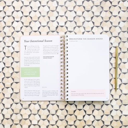 Fresh Start Daily Goal Planner® | Undated (Natural Linen Spiral)