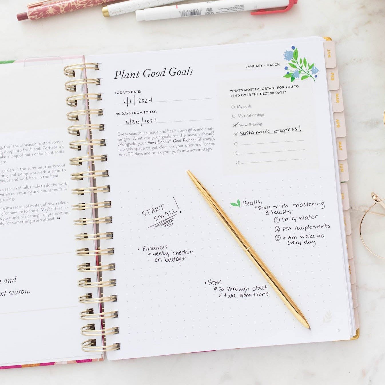 16 Best Paper Planners (2024): Weekly and Daily Planners, Pens, Stickers,  and a Digital Tool