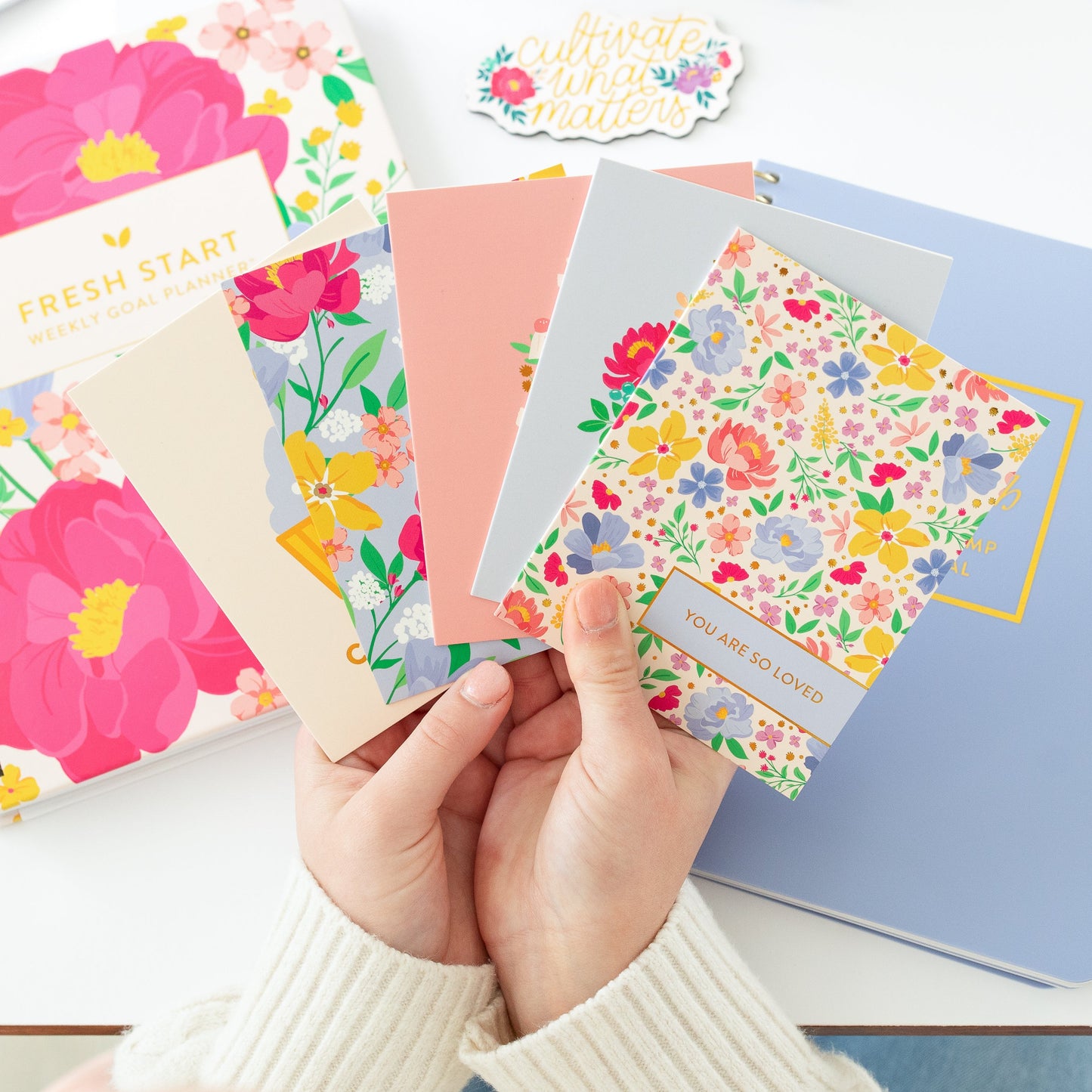 Cheerful Greeting Card Set